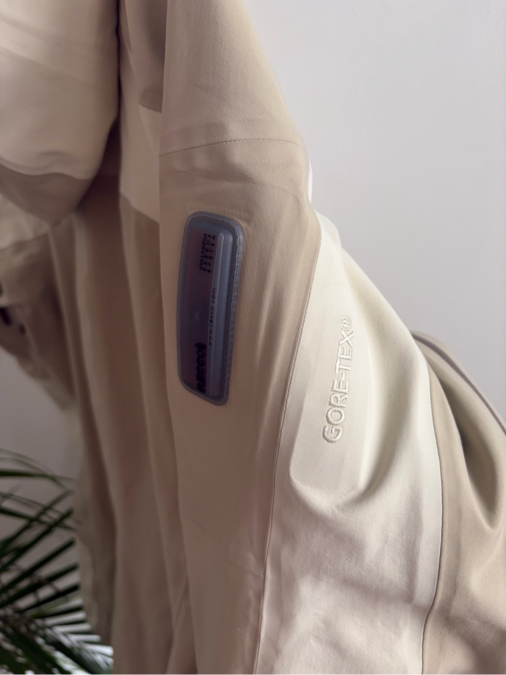 Arc'teryx Women's Vintage Stingray Jacket- Made in Canada - Picture 7 of 7